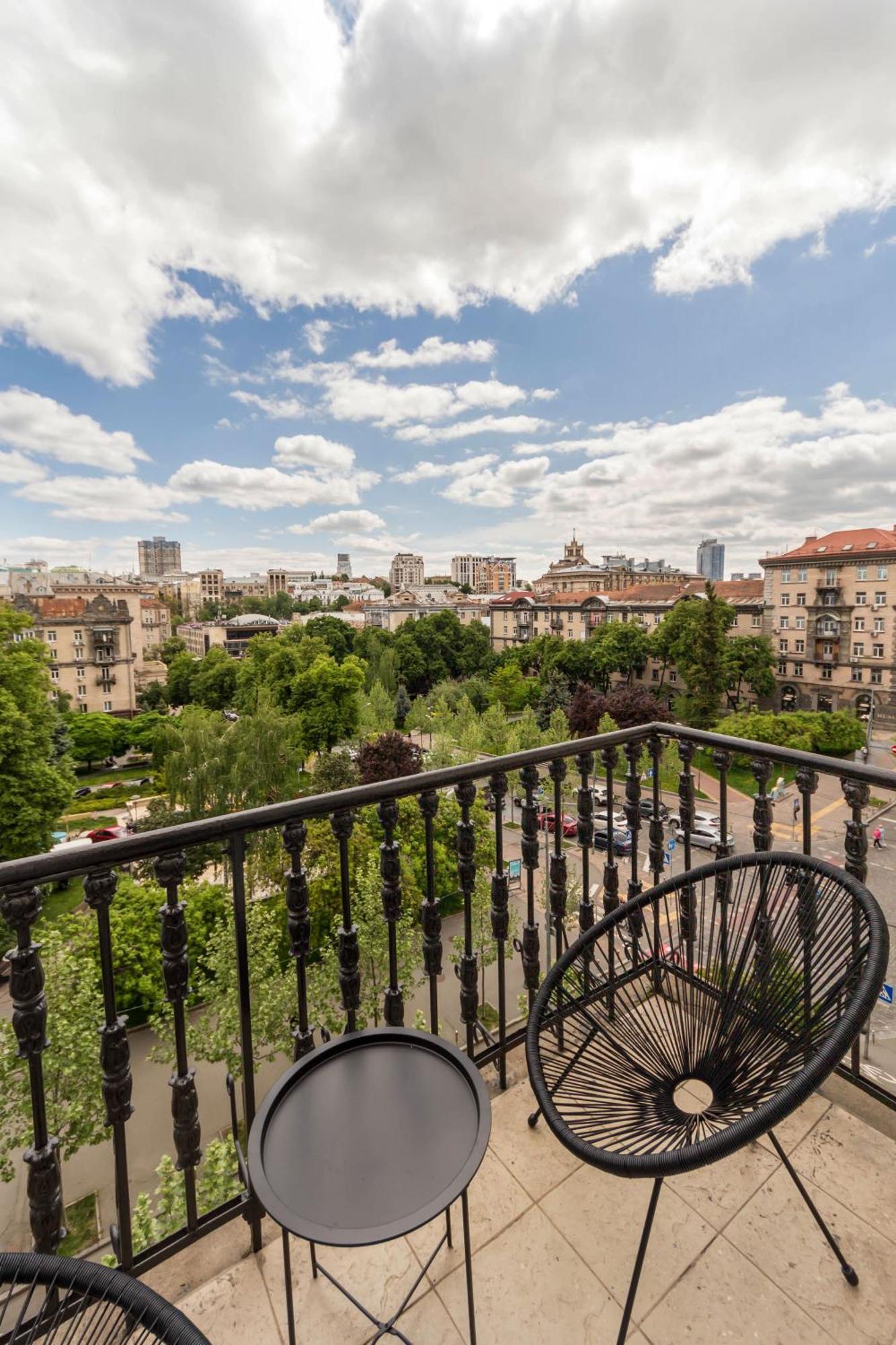 Dayflat Apartments Maidan Area Kiev Buitenkant foto